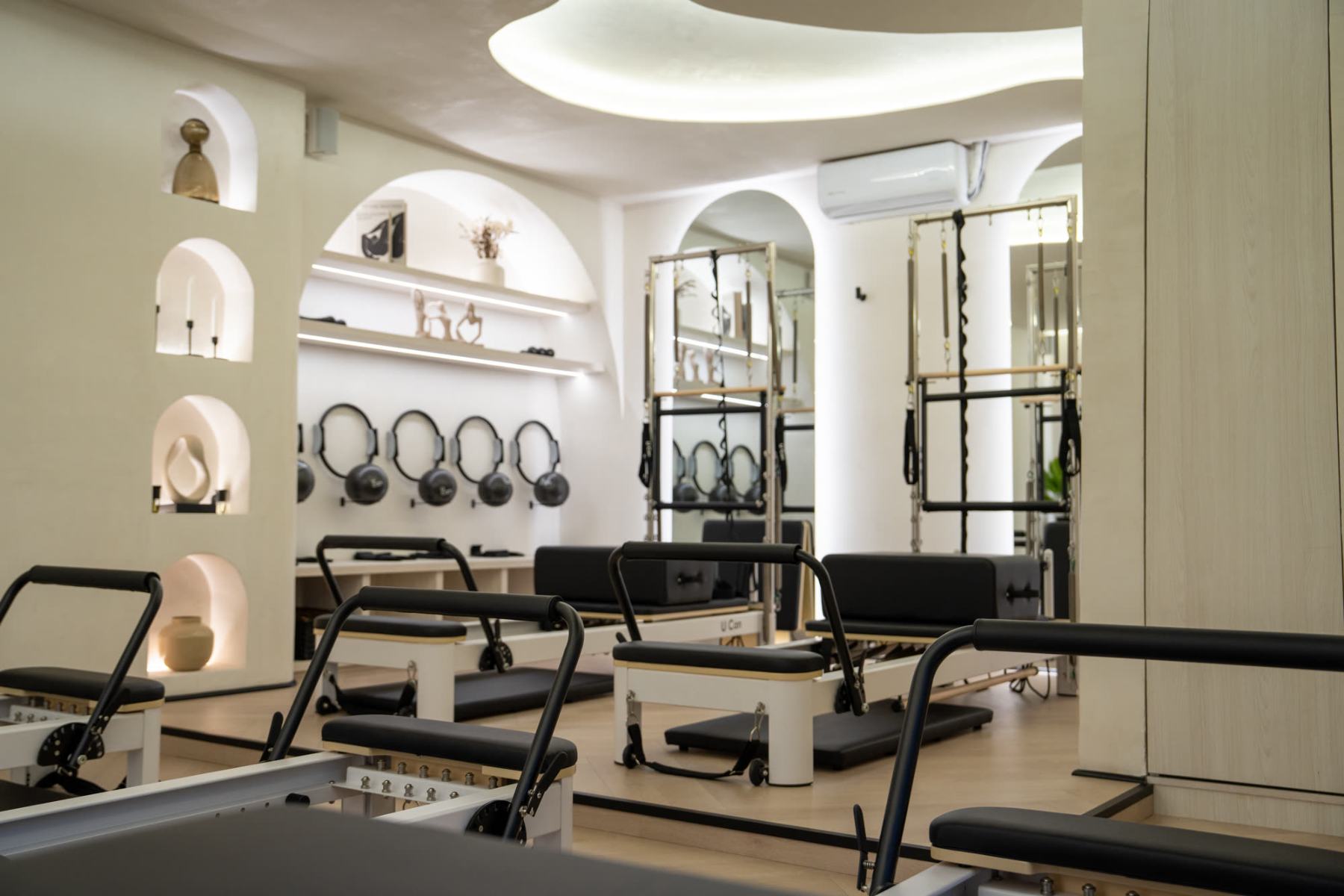 Pilates reformer